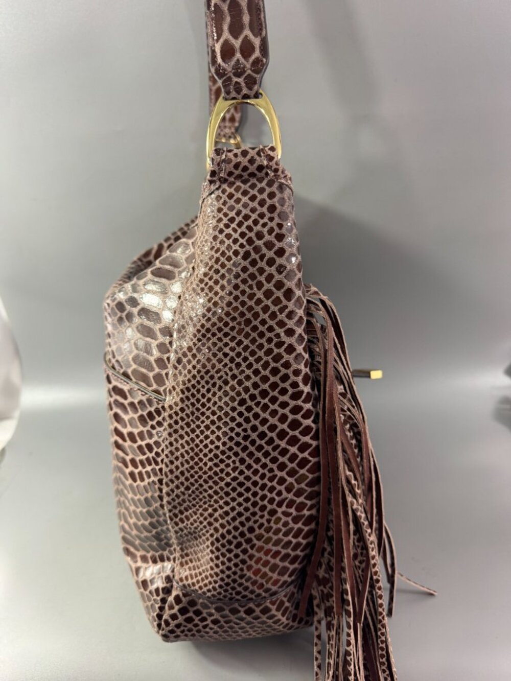 NWOT G.I.L.I Sienna Cobra Brown Leather Stirrup Fringe Hobo Bag - Picture 8 of 15